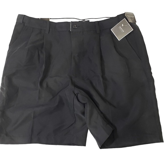 NWT ALFANI Black WalkShort; Size 40 with Flexible Waistband, 8.5 Inseam - Picture 1 of 6